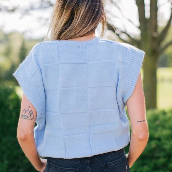 🆕 CHECKERED KNIT SWEATER VEST - Picture 5 of 5